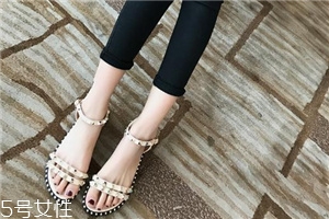 涼鞋打滑怎么辦？學會防滑小妙招