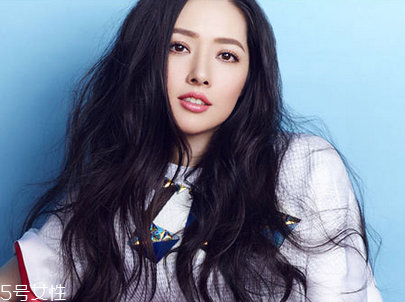 蒸臉器可以去黑頭嗎 茶樹(shù)精油蒸臉去黑頭