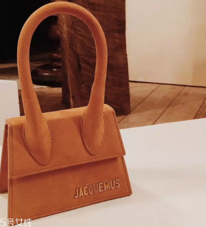 jacquemus是哪國(guó)的？法國(guó)時(shí)尚品牌