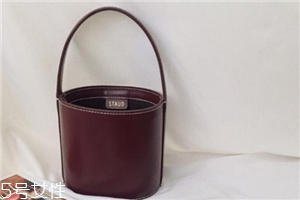 staud哪里有專柜？街頭爆款水桶包