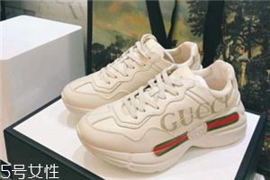 gucci老爹鞋有女款嗎？明星們?nèi)耸忠浑p
