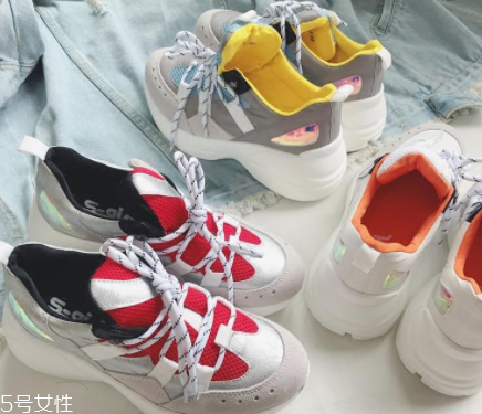 女式春夏運(yùn)動鞋怎么挑？三種款式好搭又顯高