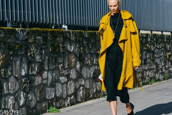 2022春夏女褲款式流行趨勢？最遮肉的褲子在這里