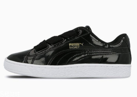 2022春夏流行穿什么中跟鞋？三種款式優(yōu)雅不累腳