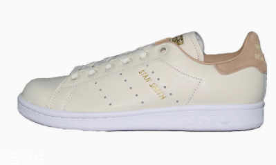 2022春夏流行穿什么中跟鞋？三種款式優(yōu)雅不累腳