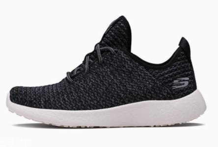 2022春夏流行穿什么中跟鞋？三種款式優(yōu)雅不累腳