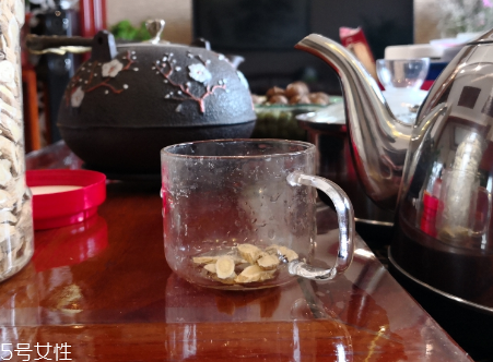 黃芪是北芪嗎？是一種東西