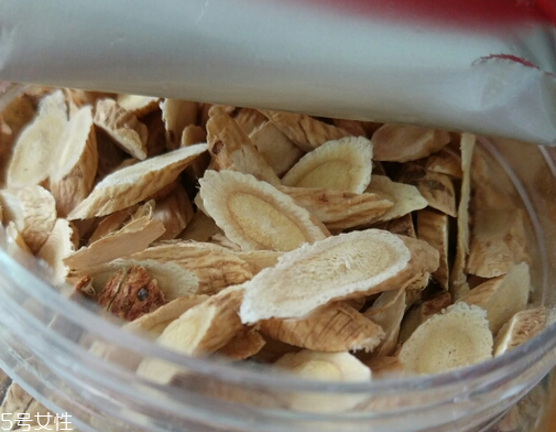 黃芪是什么味道？有點(diǎn)大豆味