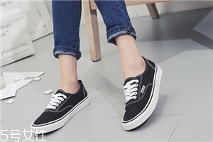 帆布鞋前面擠腳怎么辦？鞋子擠腳要當(dāng)心