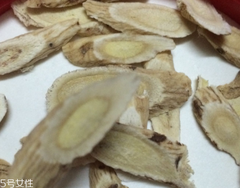 黃芪是大的好還是小的好？好壞跟大小無關