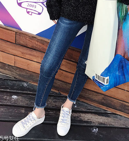 帆布鞋破洞了怎么補？帆布鞋修補方法