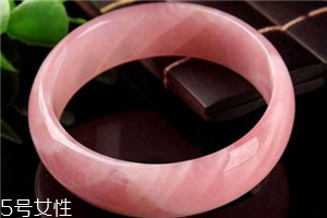 粉晶手鐲一般多少錢？高品質(zhì)多為上千元