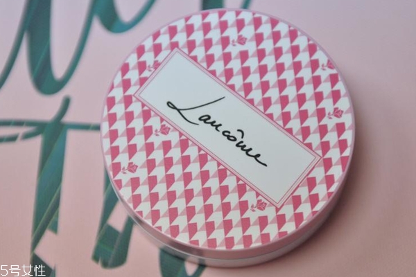 蘭蔻氣墊素顏霜怎么樣？遮瑕度不夠