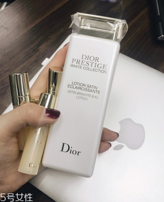 迪奧花蜜水怎么樣？深度滋養(yǎng)干性肌膚