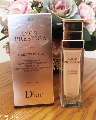 迪奧花蜜粉底液適合膚質(zhì) 干皮或者混干皮很適用 迪奧花蜜粉底液適合膚質(zhì) 干皮或者混干皮很適用