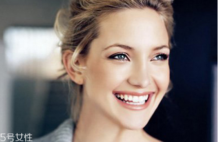 呼吸37度和ahc哪個(gè)好用 買ahc水乳還是呼吸水乳 呼吸37度和ahc哪個(gè)好用 買ahc水乳還是呼吸水乳