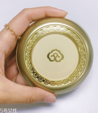 蘭蔻氣墊和后哪個(gè)好用？蘭蔻氣墊vs后黃金氣墊