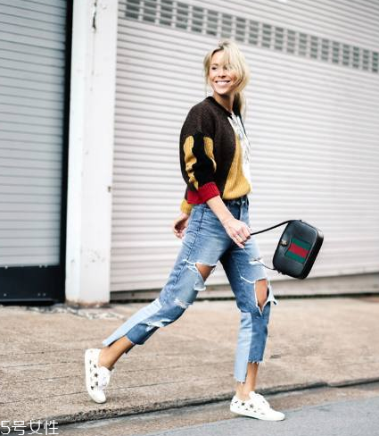 直筒牛仔褲配什么鞋？屬于你的非凡腔調(diào)