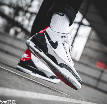 air jordan 3 tinker上腳效果怎么樣？