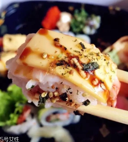 軍艦壽司的做法 曬照必備技能 軍艦壽司的做法 曬照必備技能