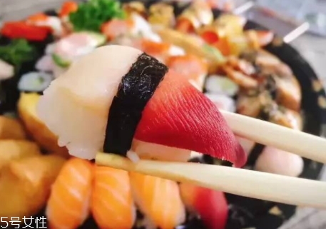 軍艦壽司的做法 曬照必備技能 軍艦壽司的做法 曬照必備技能