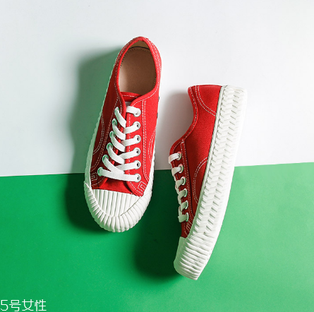 帆布鞋適合夏天穿嗎？任何時(shí)候都可以穿