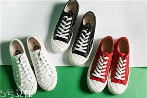 帆布鞋適合夏天穿嗎？任何時(shí)候都可以穿