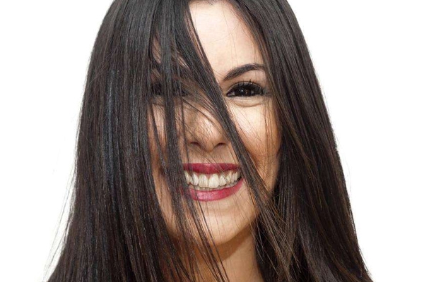 免洗護(hù)發(fā)素會(huì)對(duì)頭發(fā)有害嗎？免洗護(hù)發(fā)素相當(dāng)于護(hù)發(fā)油