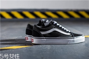 帆布鞋裂口怎么處理？帆布鞋開(kāi)裂這樣做