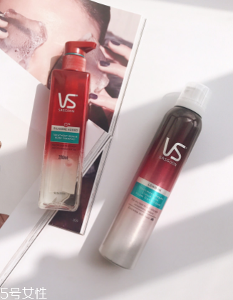 護發(fā)素沒洗干凈會怎樣？護發(fā)素殘留會導致脫發(fā)嗎？