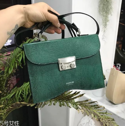 saddler seoul是什么牌子？終于不用撞包了