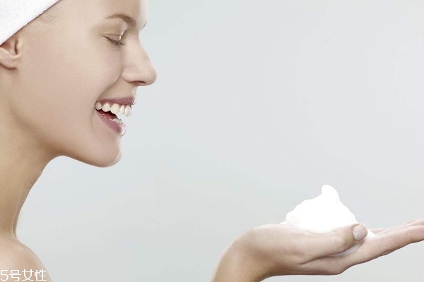 apg洗面奶是什么意思？apg洗面奶有哪些？