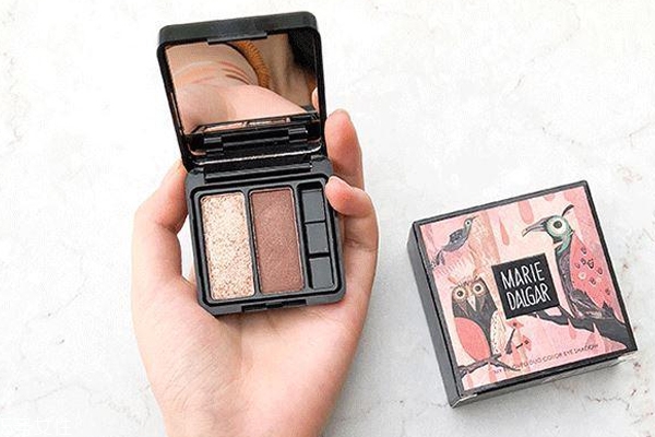 雙色眼影盤什么牌子好？六款雙色眼影解決選擇困難癥