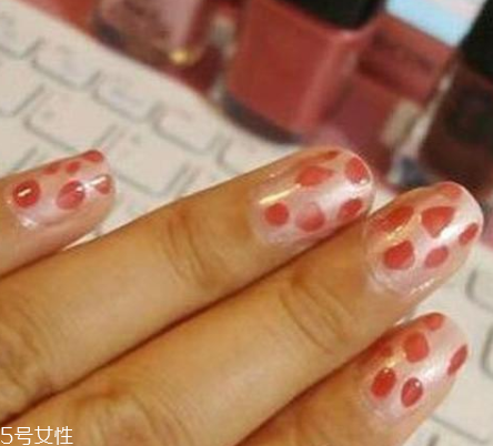 豹紋美甲怎么畫好看？不到一分錢畫出性感美甲