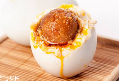 咸鴨蛋是發(fā)物嗎？屬于發(fā)物