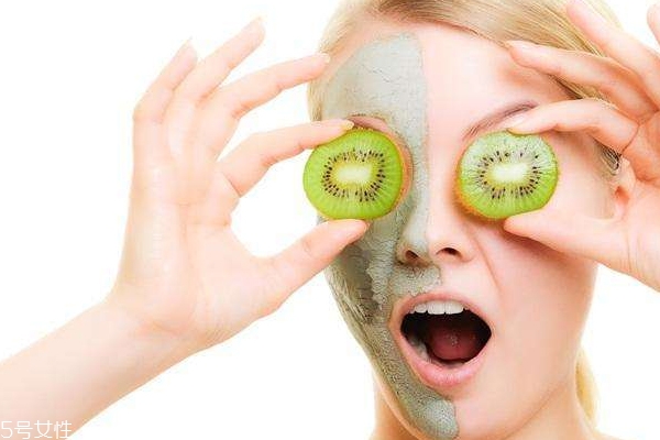 敏感發(fā)紅用什么護(hù)膚品？臉頰發(fā)紅的三個(gè)應(yīng)對(duì)措施