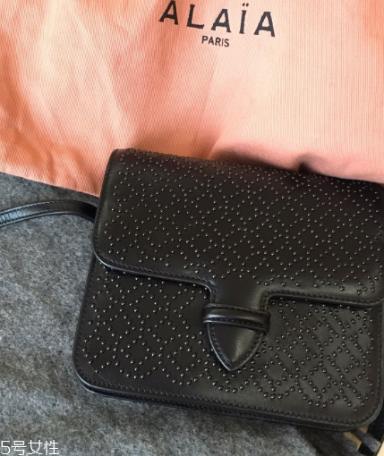 alaia包包什么價(jià)位？去巴黎最值得入手的品牌之一