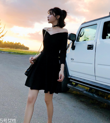 什么款式的裙子不會(huì)過(guò)時(shí)？這三款衣柜必備