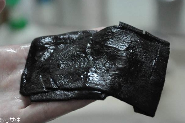 貼片黑面膜哪個牌子好？膏狀黑面膜哪個牌子好？