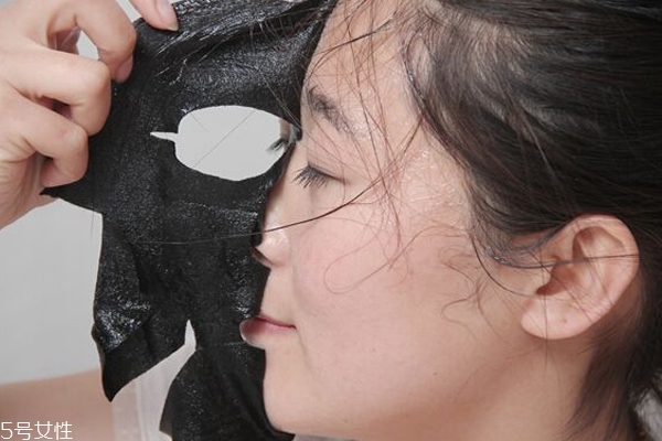 黑面膜材質(zhì)哪種最好？備長炭是極品