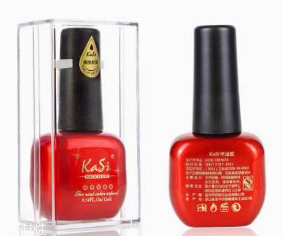 美甲的形狀和顏色怎么搭配？劍型指甲適合紅與黑