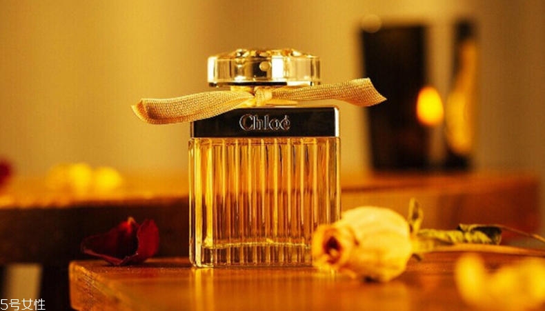 約會噴什么香水？3款香水給愛情加點催化劑