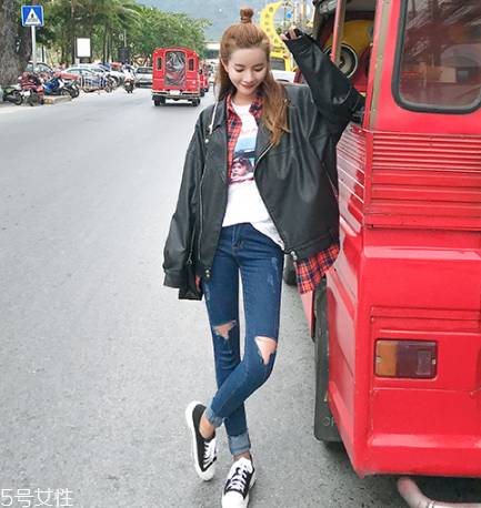 皮衣可以用濕毛巾擦嗎？避免大量沾水