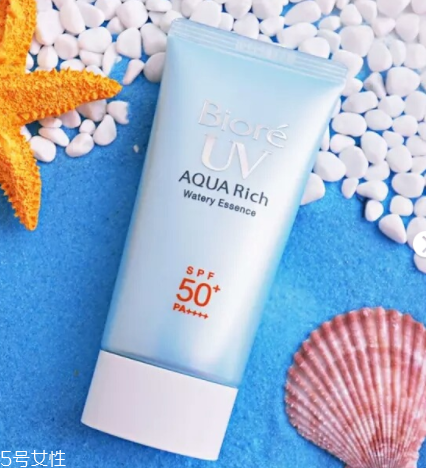 不同牌子防曬霜能混用嗎？使用防曬霜你不知道的小細(xì)節(jié)