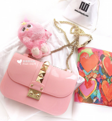 milly jelly果凍包多少錢？最適合春夏的包包