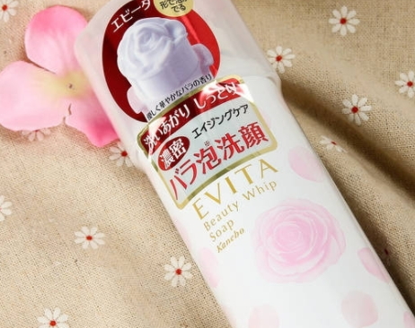 潔面泡沫可以帶上飛機(jī)嗎？