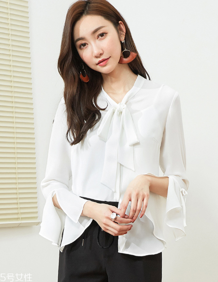 今年流行什么樣的襯衫？教你百變穿搭套路