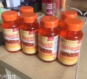 葉黃素哪個牌子好？這四款葉黃素保護(hù)你的眼睛