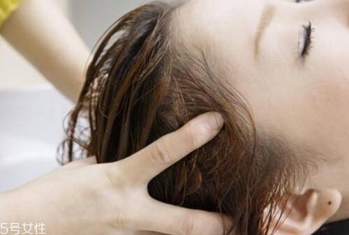 容易脫發(fā)是為什么？容易脫發(fā)用什么洗發(fā)露？