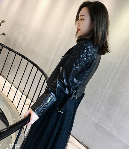 皮衣袖口磨損怎么辦？袖口磨損這樣補(bǔ)